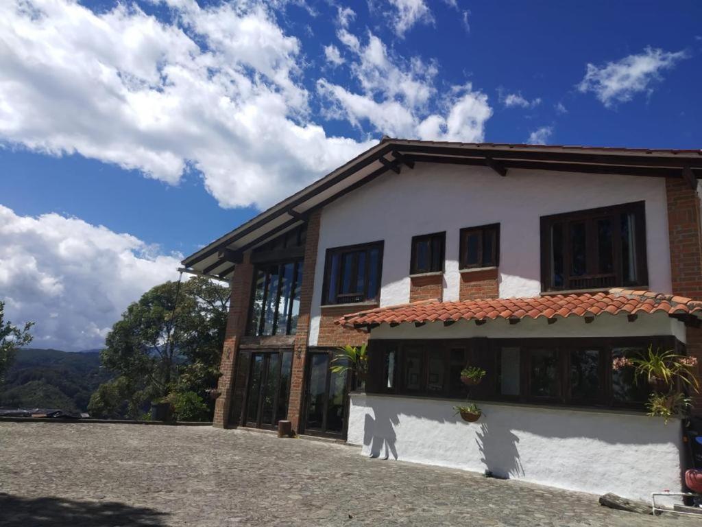 Hotel Boutique Villa Isabel Саленто Екстериор снимка